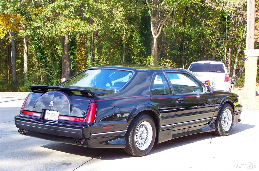 1990 Lincoln Continental Mark VII - Image 4 of 21