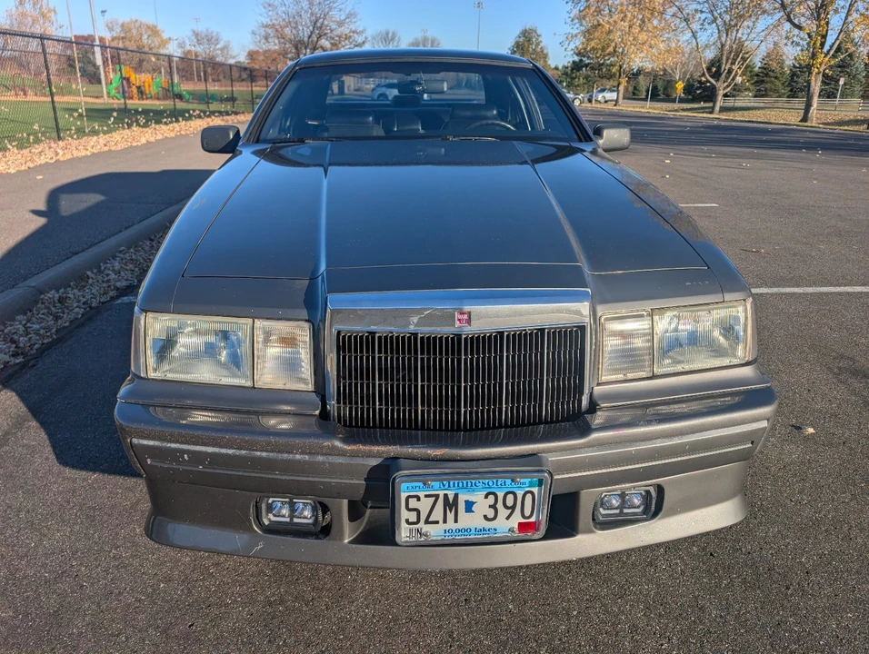 1990 Lincoln Continental Mark VII - Image 2 of 21
