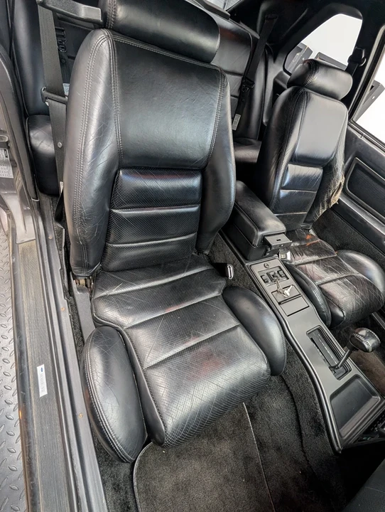 1990 Lincoln Continental Mark VII - Image 20 of 21