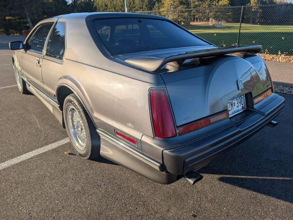 1990 Lincoln Continental Mark VII - Image 4 of 21
