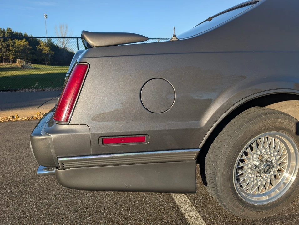 1990 Lincoln Continental Mark VII - Image 6 of 21