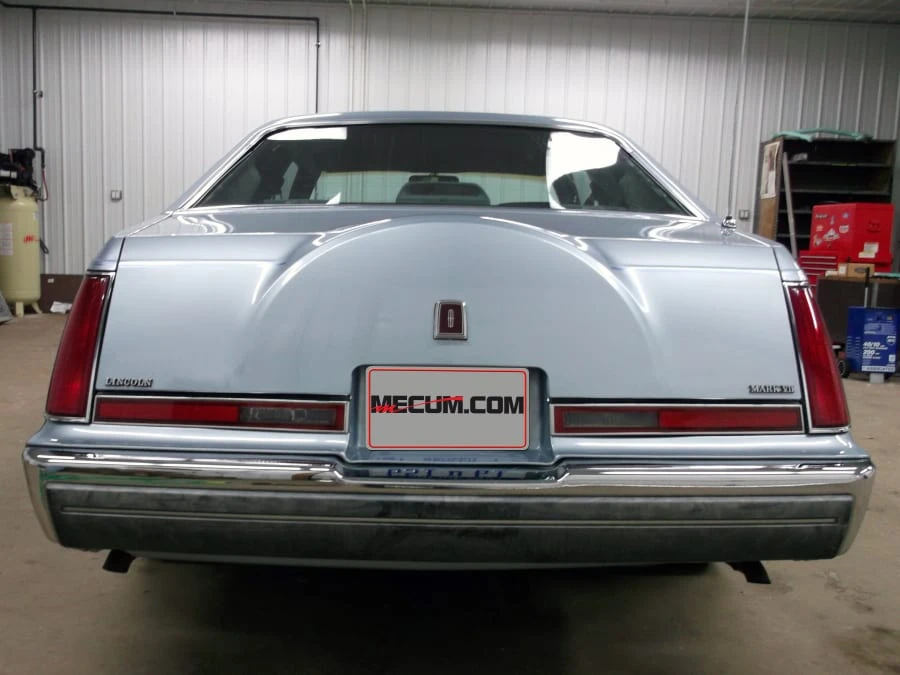 1990 Lincoln Continental Mark VII - Image 2 of 8