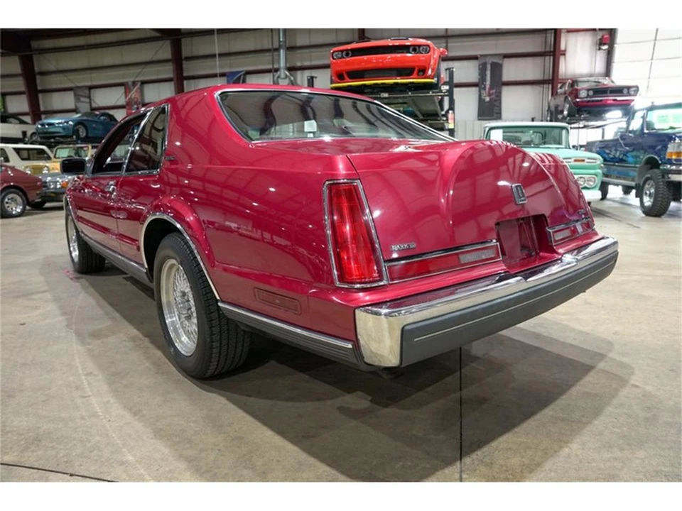 1990 Lincoln Continental Mark VII - Image 6 of 31