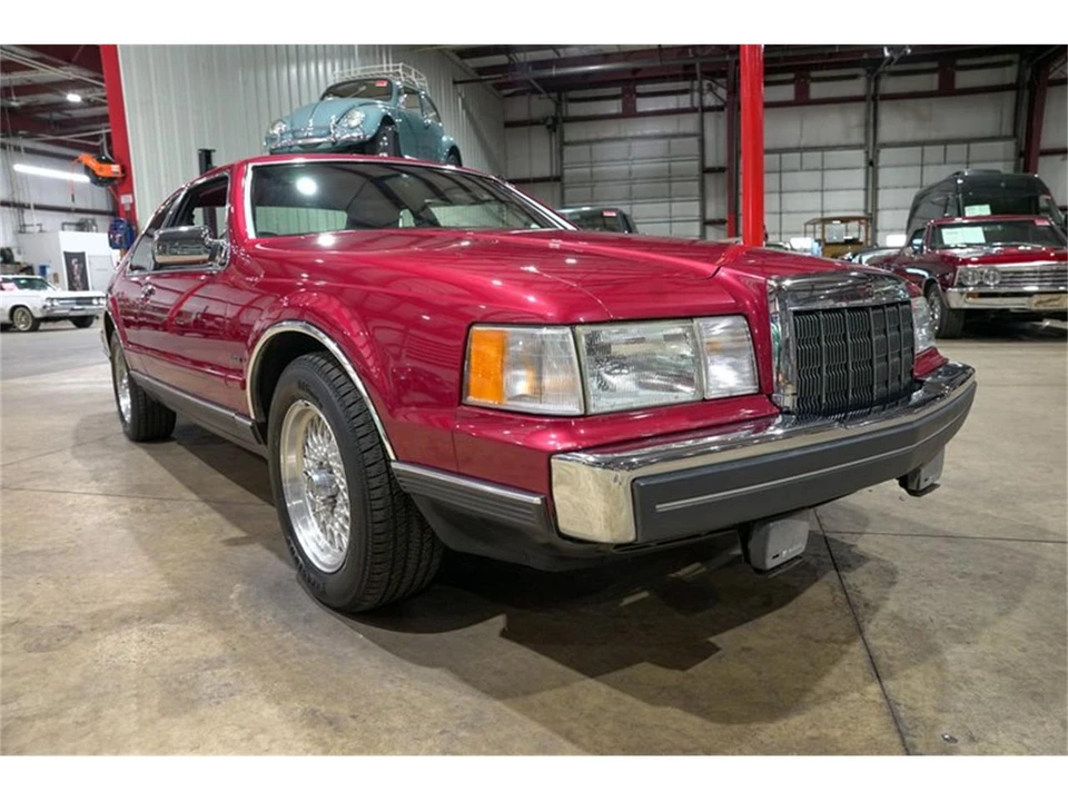 1990 Lincoln Continental Mark VII - Image 12 of 31