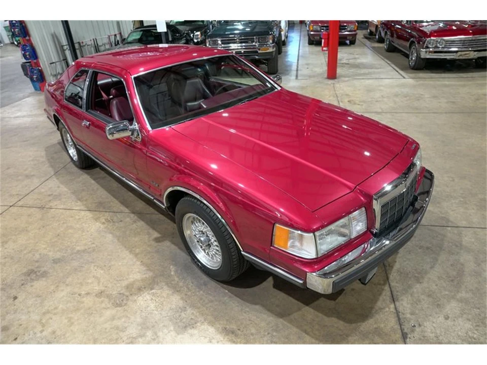 1990 Lincoln Continental Mark VII - Image 14 of 31