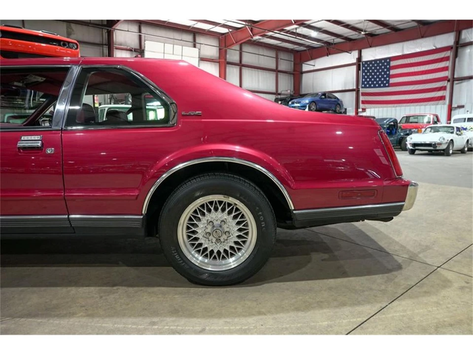 1990 Lincoln Continental Mark VII - Image 5 of 31
