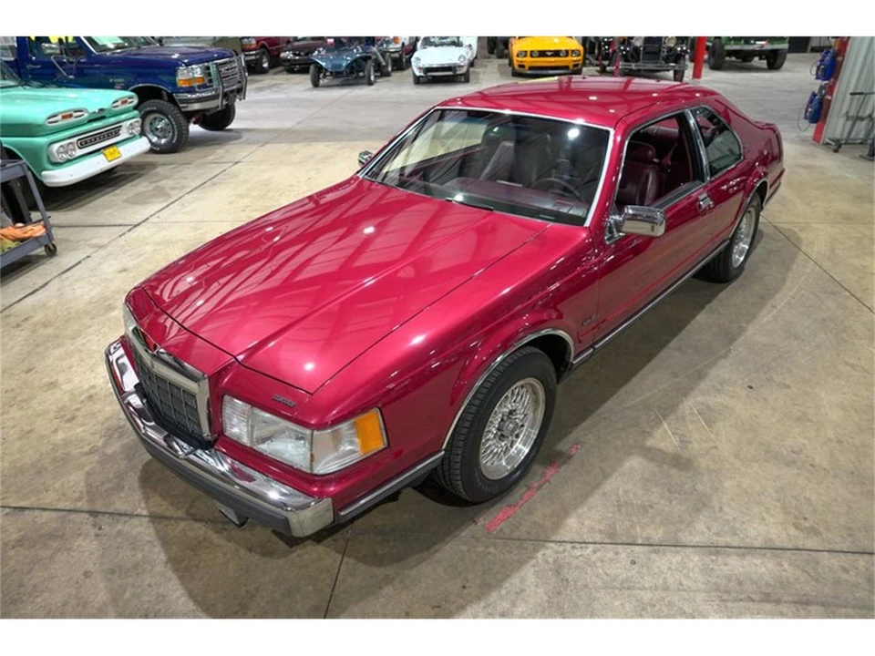 1990 Lincoln Continental Mark VII - Image 15 of 31