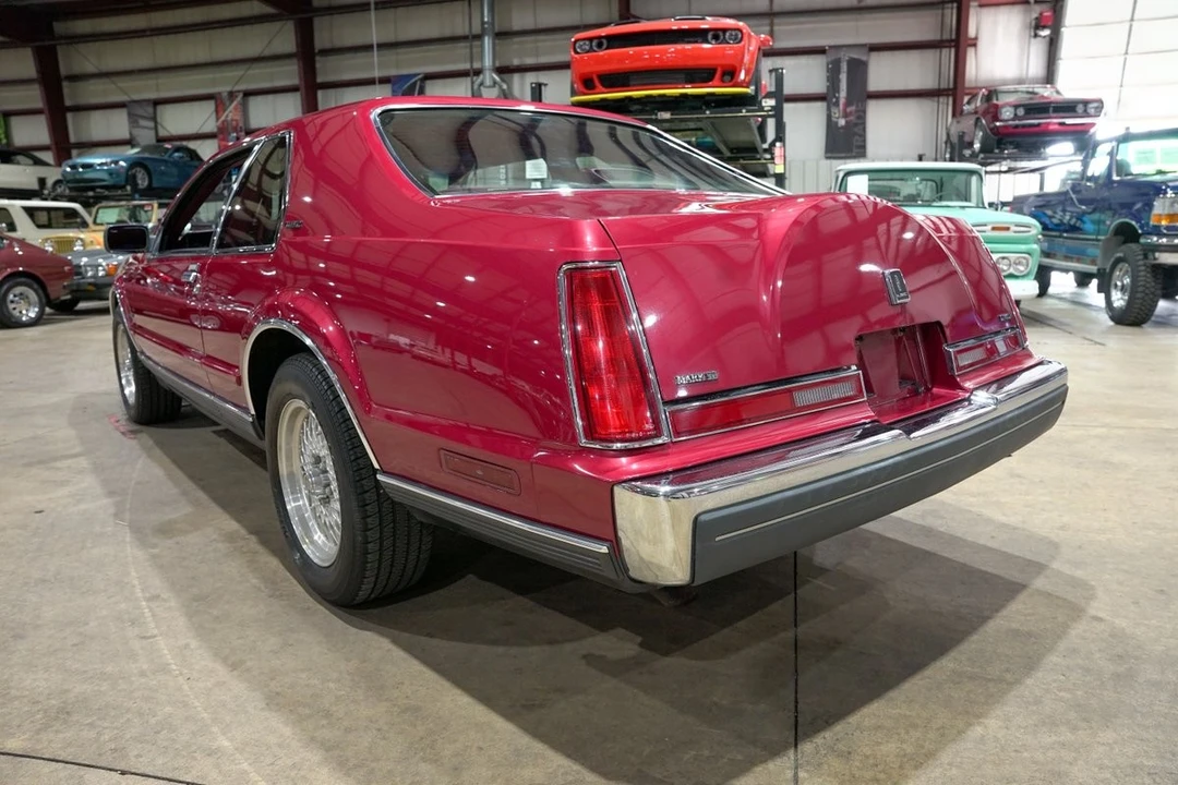 1990 Lincoln Continental Mark VII - Image 6 of 31