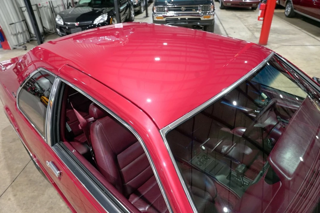 1990 Lincoln Continental Mark VII - Image 19 of 31