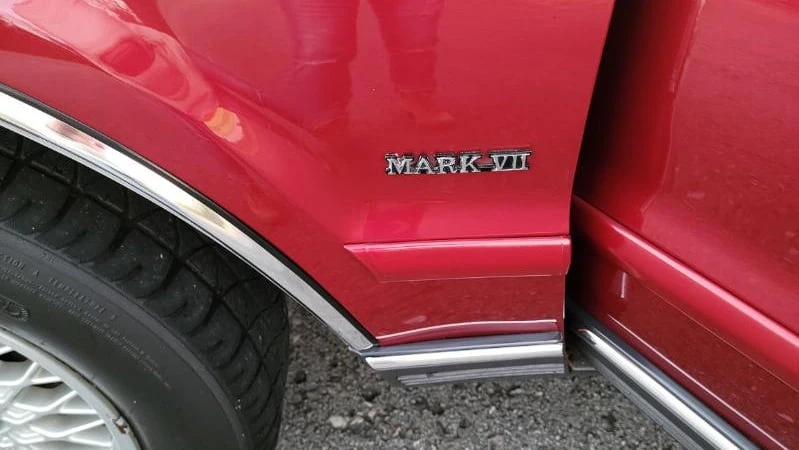 1990 Lincoln Continental Mark VII - Image 13 of 20