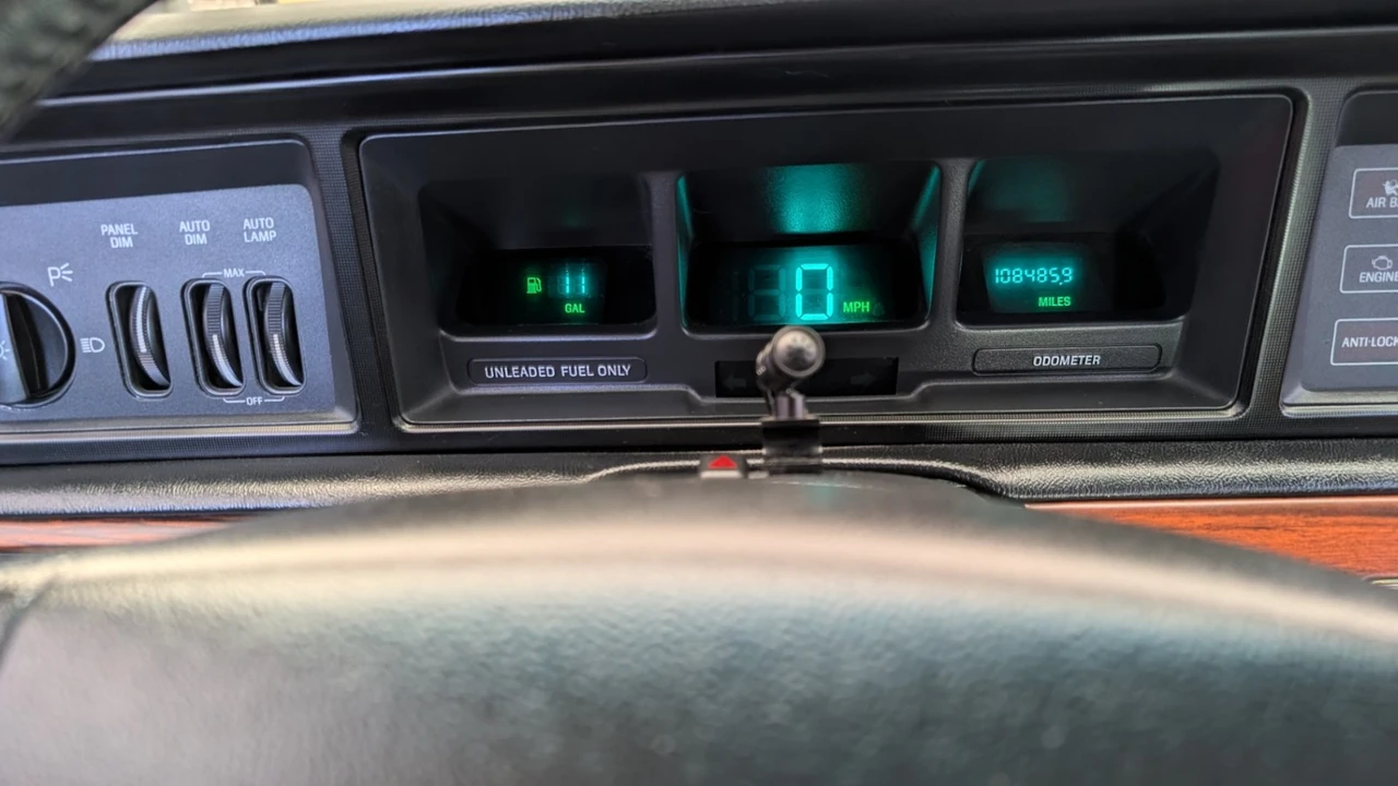 1990 Lincoln Continental Mark VII - Image 21 of 21