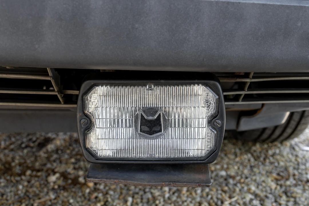 1990 Lincoln Continental Mark VII - Image 21 of 31