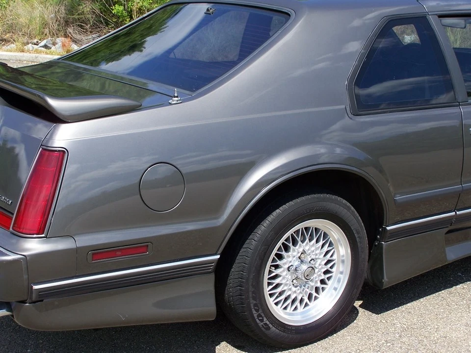 1990 Lincoln Continental Mark VII - Image 23 of 31