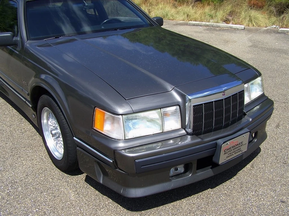 1990 Lincoln Continental Mark VII - Image 28 of 31