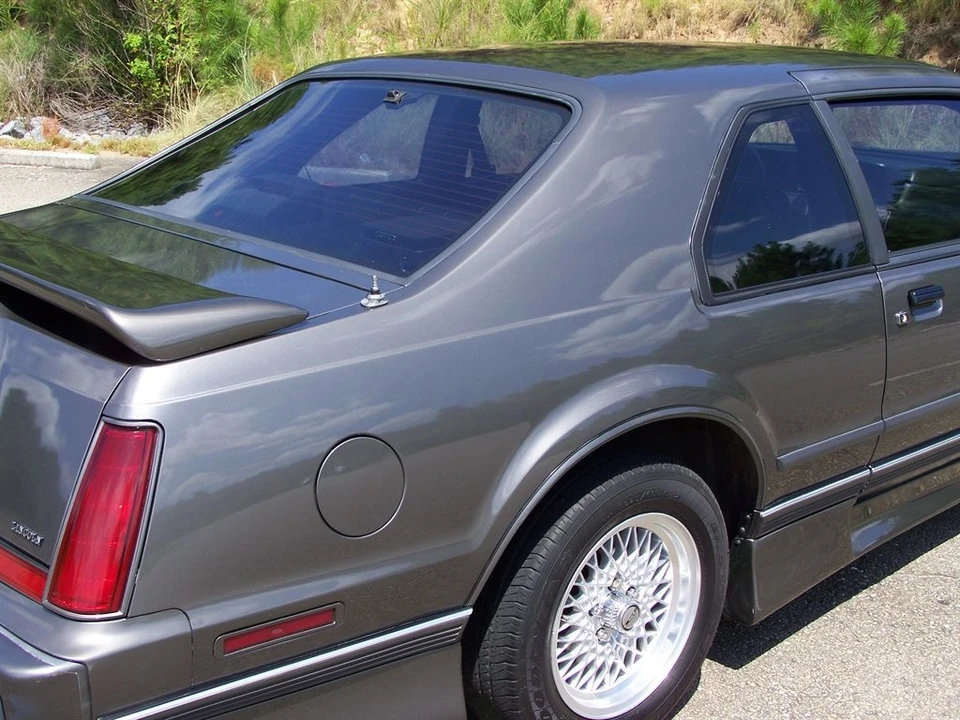 1990 Lincoln Continental Mark VII - Image 22 of 31