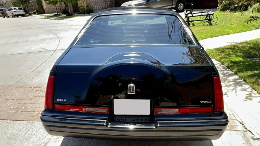 1990 Lincoln Continental Mark VII - Image 5 of 31