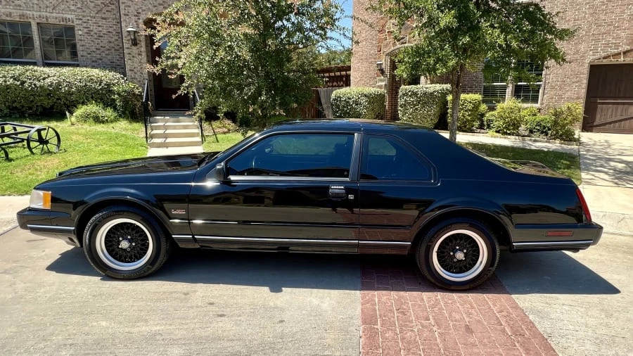 1990 Lincoln Continental Mark VII - Image 14 of 31