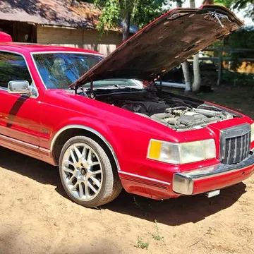 1990 Lincoln Mark VII