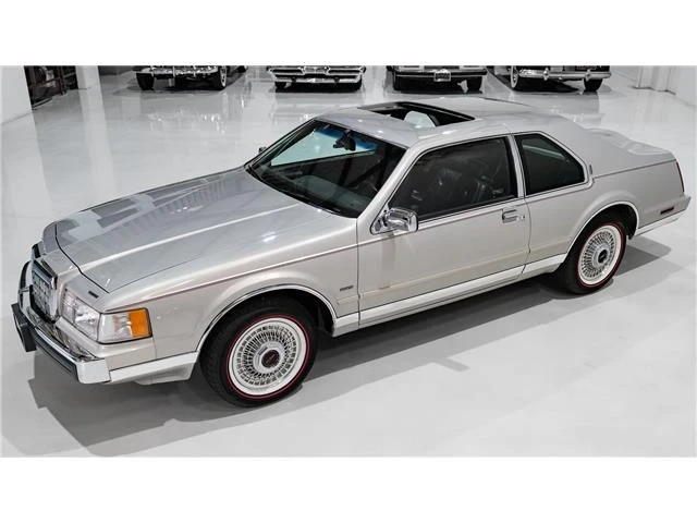 1990 Lincoln Continental Mark VII - Image 9 of 12