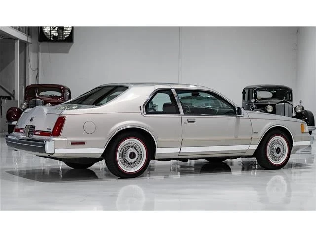 1990 Lincoln Continental Mark VII - Image 5 of 12