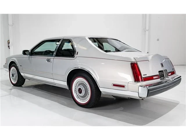 1990 Lincoln Continental Mark VII - Image 8 of 12