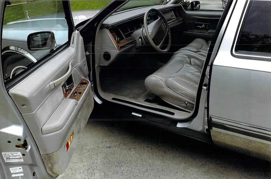 1990 Lincoln Town Car - Image 5 of 10