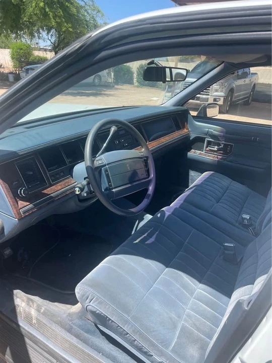 1990 Lincoln Town Car - Image 7 of 8