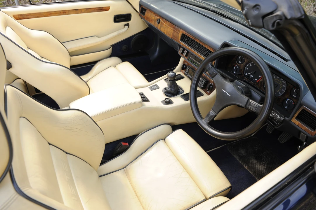 1990 Jaguar XJS Convertible - Image 6 of 6