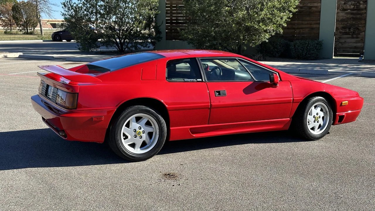 1990 Lotus Esprit X180 - Image 11 of 13