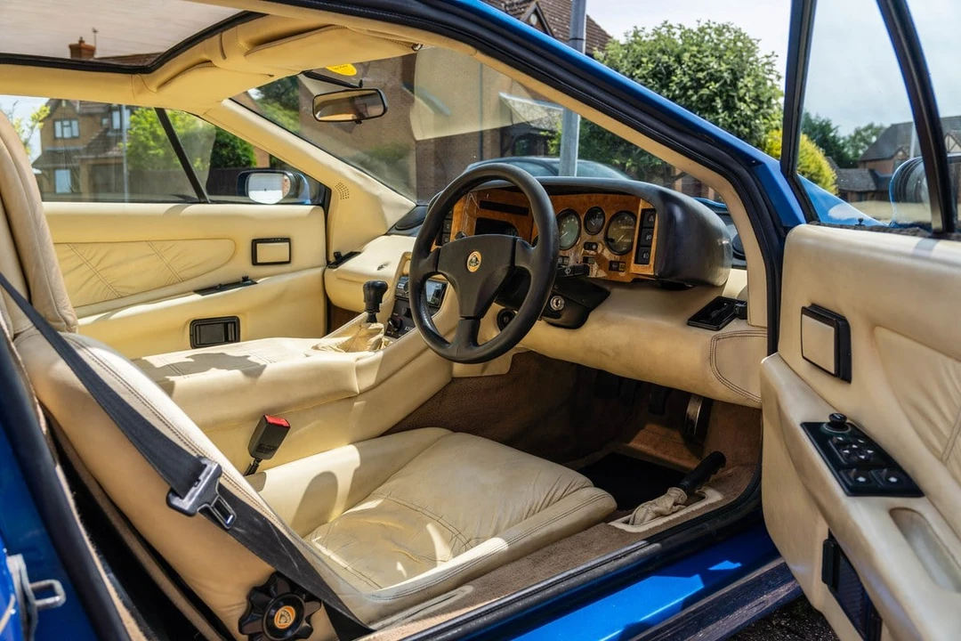 1990 Lotus Esprit X180 - Image 28 of 30