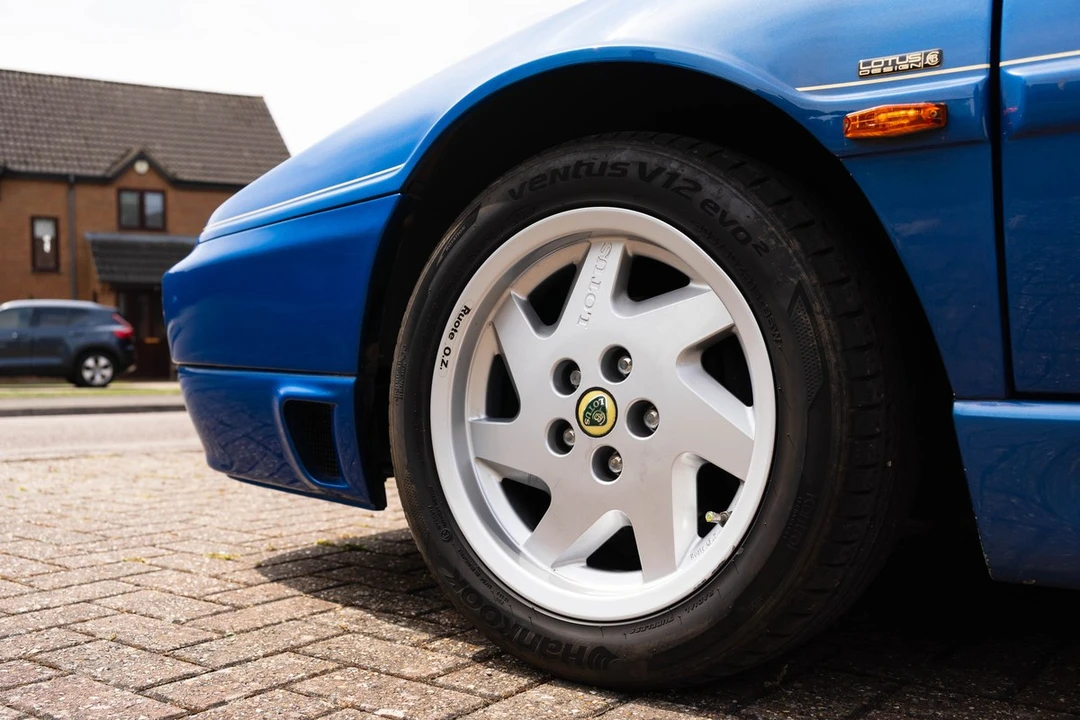 1990 Lotus Esprit X180 - Image 20 of 30