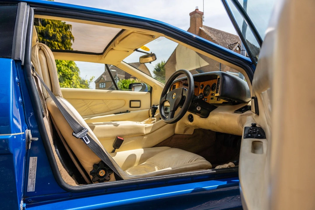 1990 Lotus Esprit X180 - Image 30 of 30