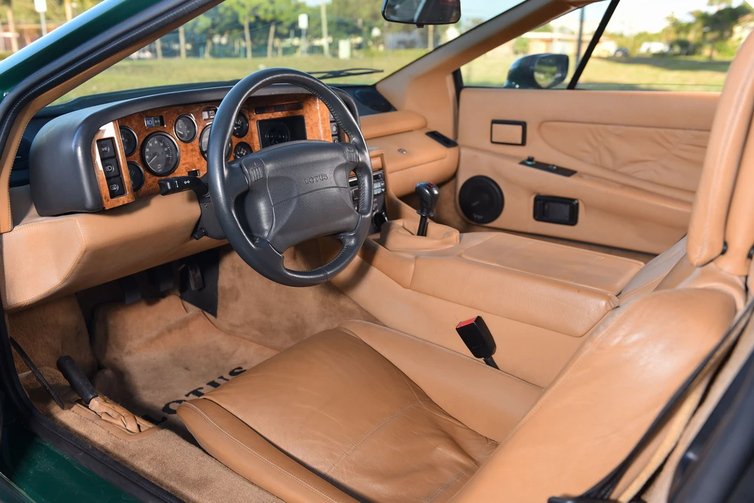 1990 Lotus Esprit X180 - Image 24 of 31