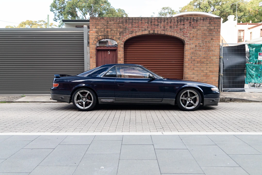 1990 Mazda JC Cosmo - Image 5 of 31