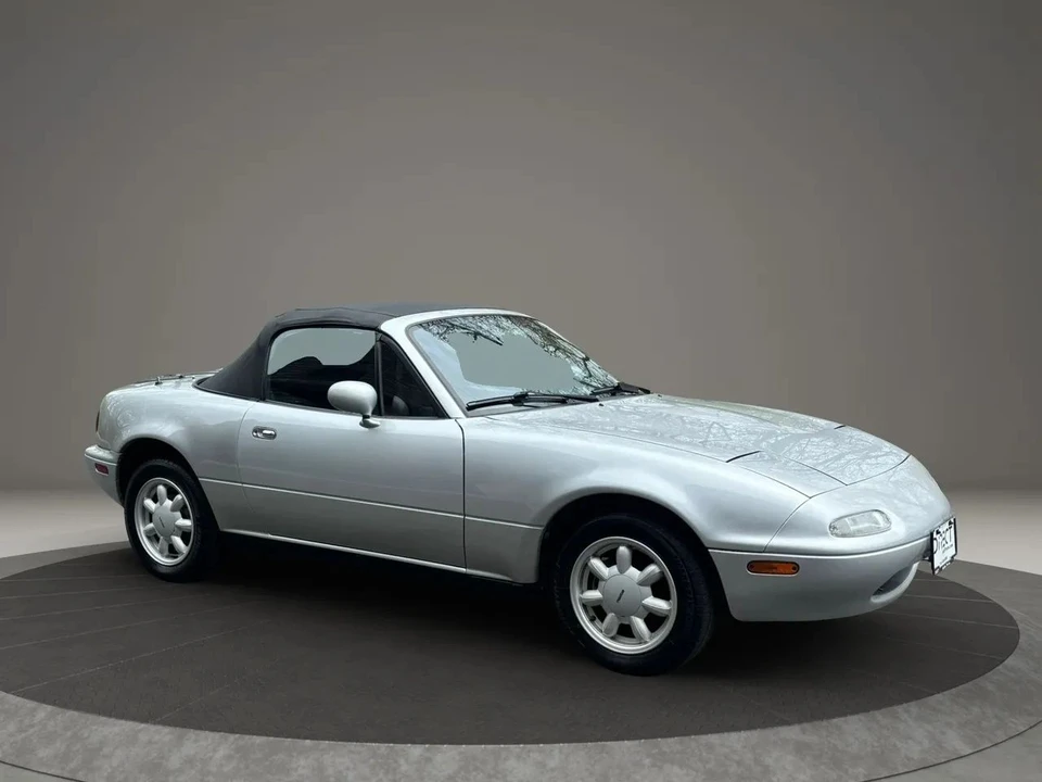 1990 Mazda NA MX-5 Miata - Image 8 of 31