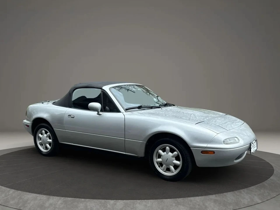 1990 Mazda NA MX-5 Miata - Image 7 of 31