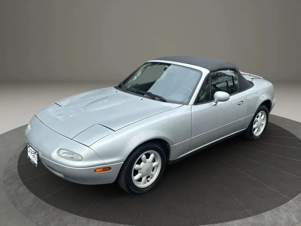 1990 Mazda NA MX-5 Miata - Image 20 of 31