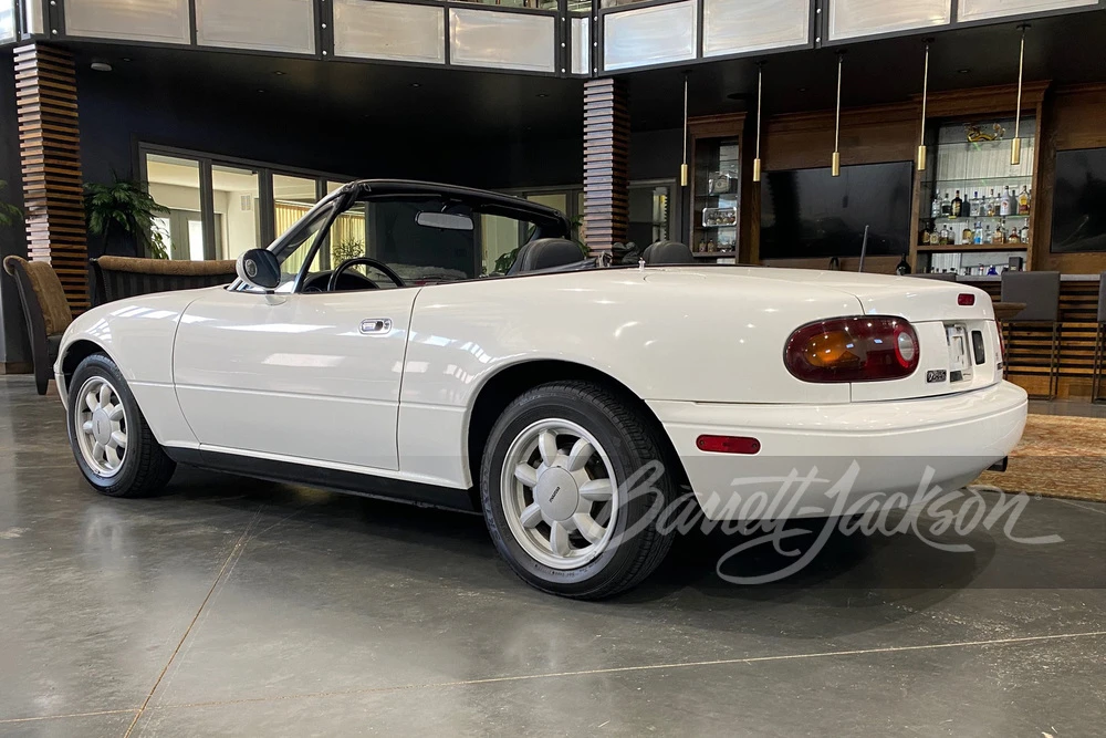 1990 Mazda NA MX-5 Miata - Image 8 of 9