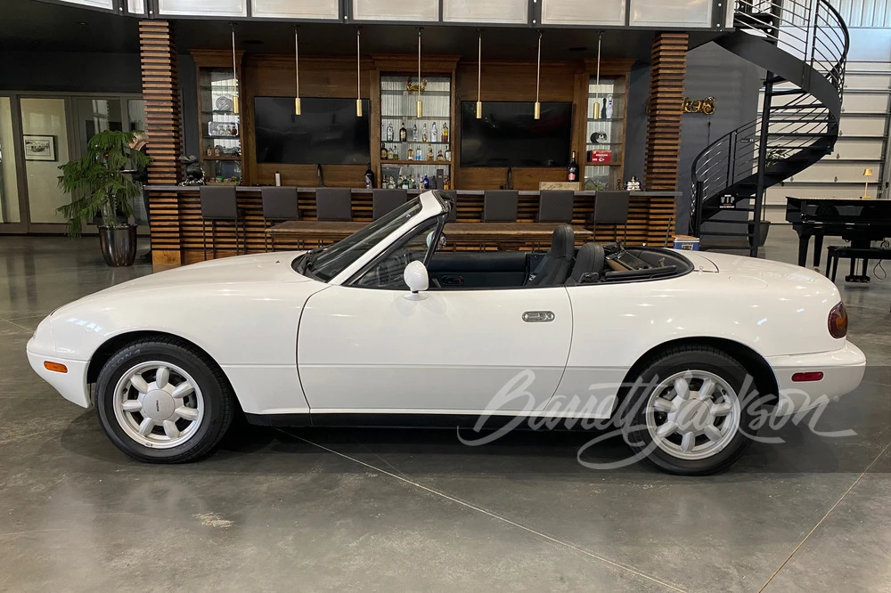 1990 Mazda NA MX-5 Miata - Image 9 of 9