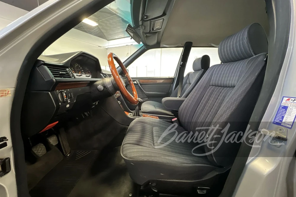 1990 Mercedes-Benz W124 E-Class - Image 4 of 31