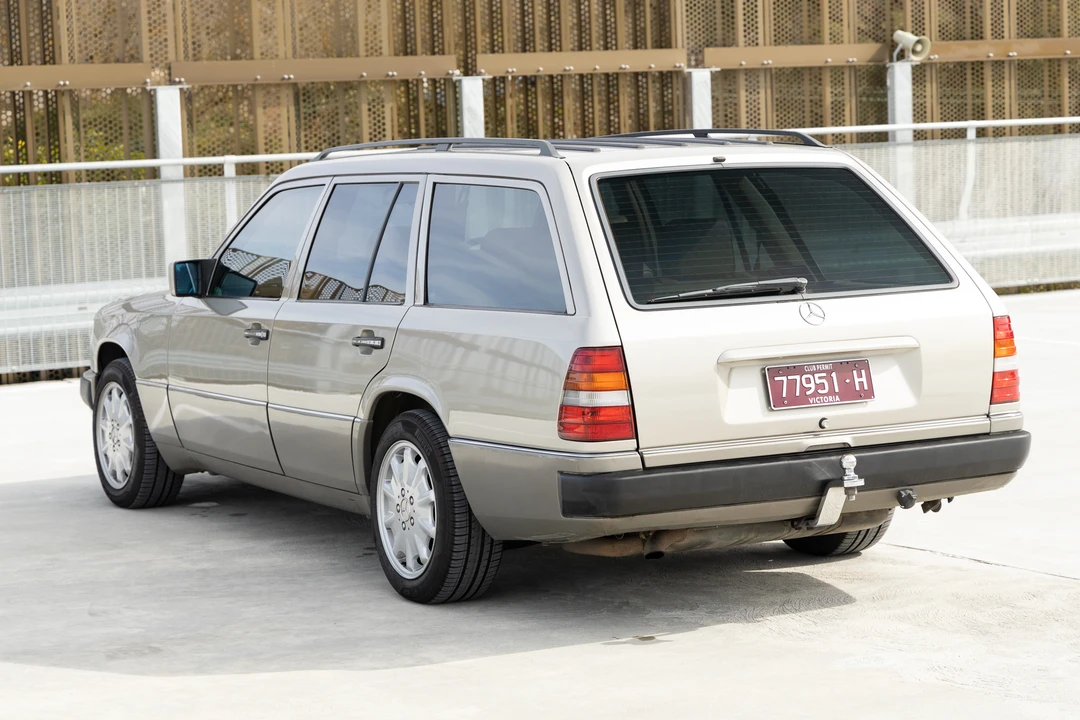1990 Mercedes-Benz W124 E-Class - Image 14 of 31