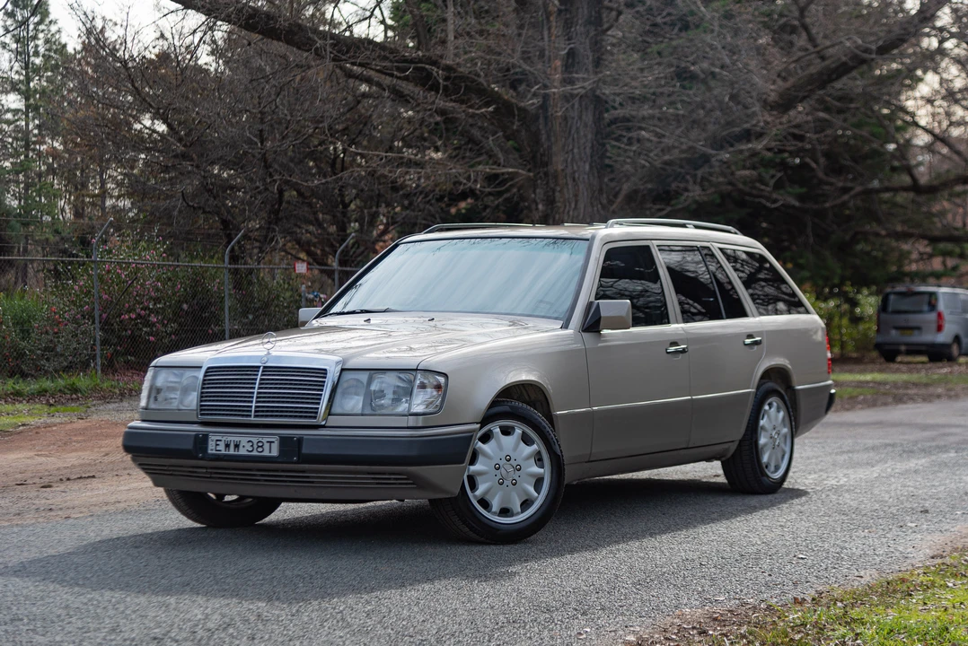 1990 Mercedes-Benz W124 E-Class - Image 10 of 31