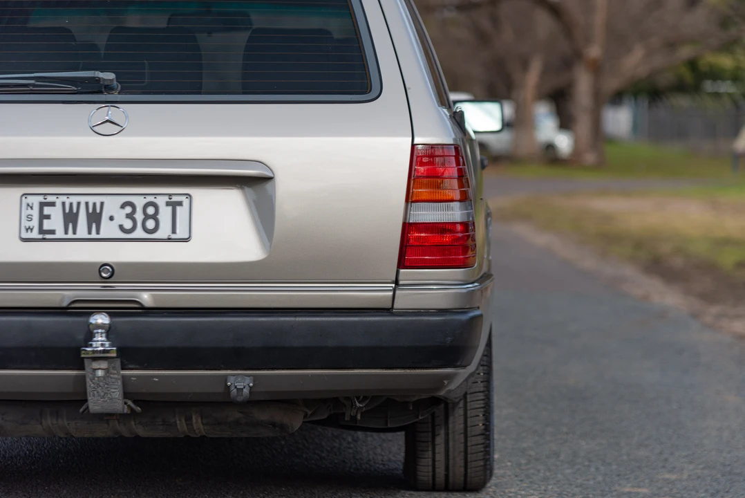 1990 Mercedes-Benz W124 E-Class - Image 24 of 31
