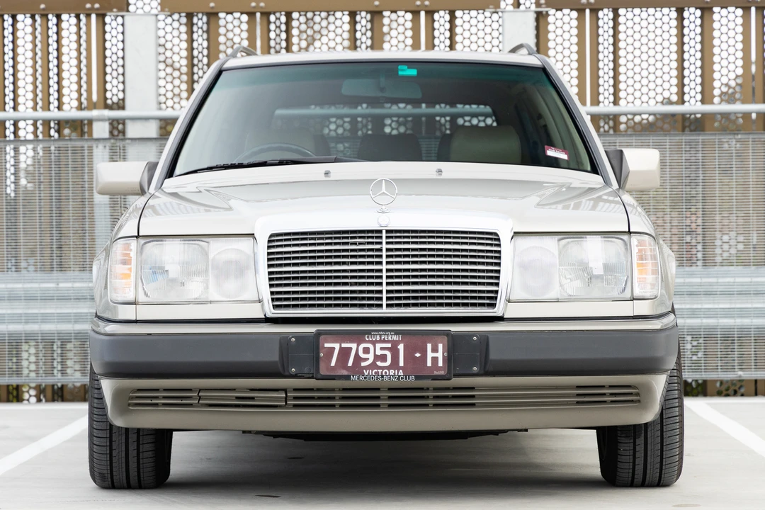 1990 Mercedes-Benz W124 E-Class - Image 18 of 31