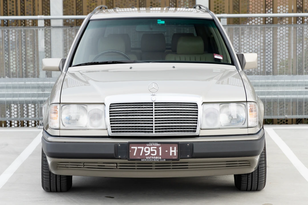 1990 Mercedes-Benz W124 E-Class - Image 3 of 31