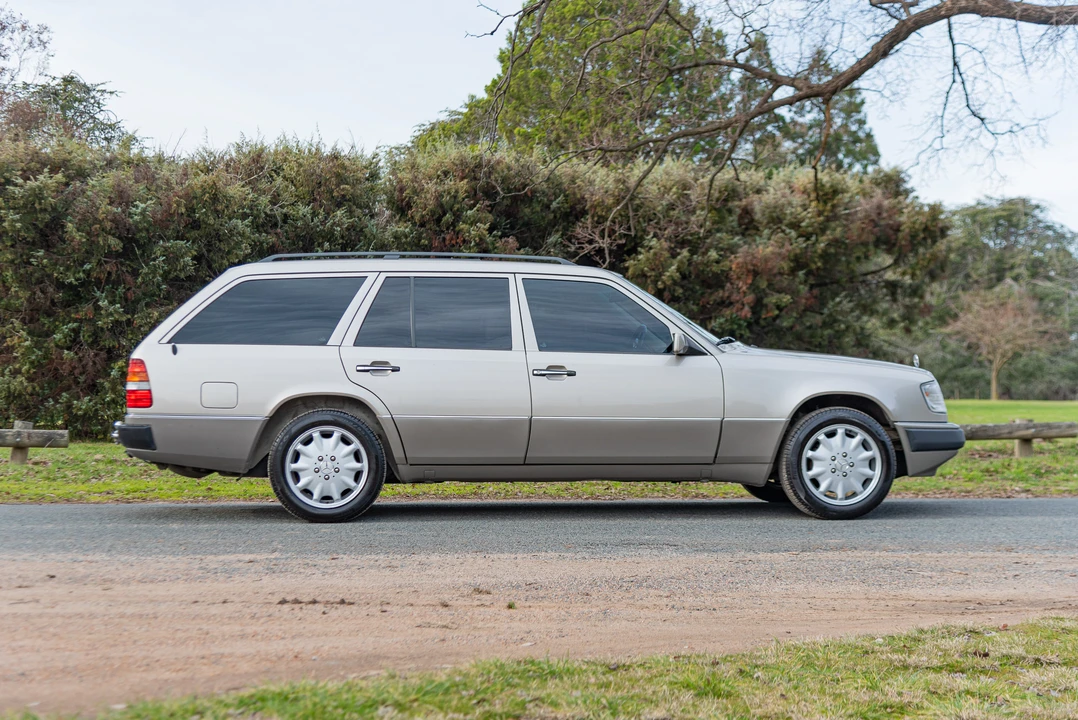 1990 Mercedes-Benz W124 E-Class - Image 5 of 31
