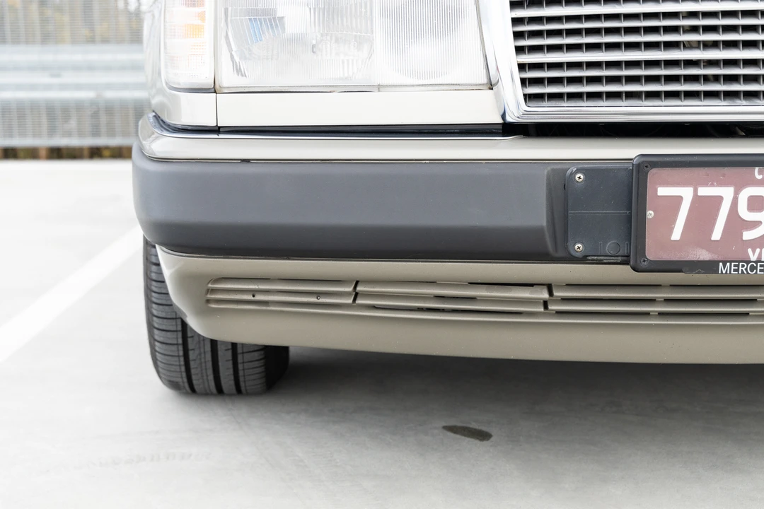 1990 Mercedes-Benz W124 E-Class - Image 26 of 31