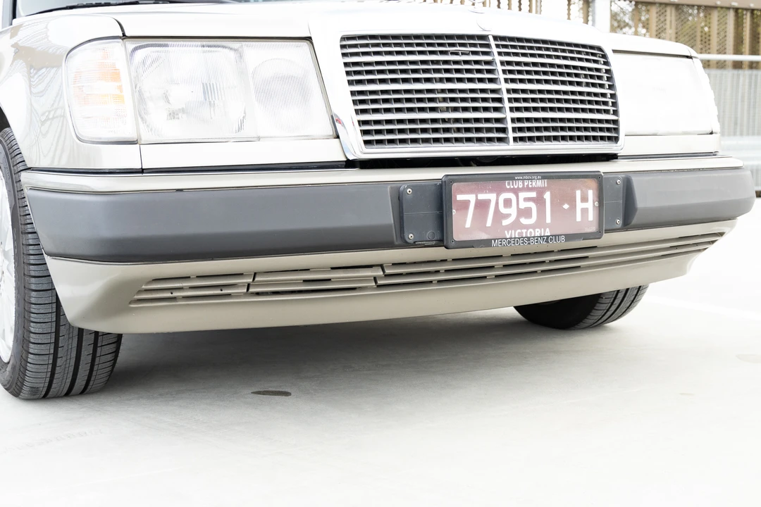 1990 Mercedes-Benz W124 E-Class - Image 29 of 31