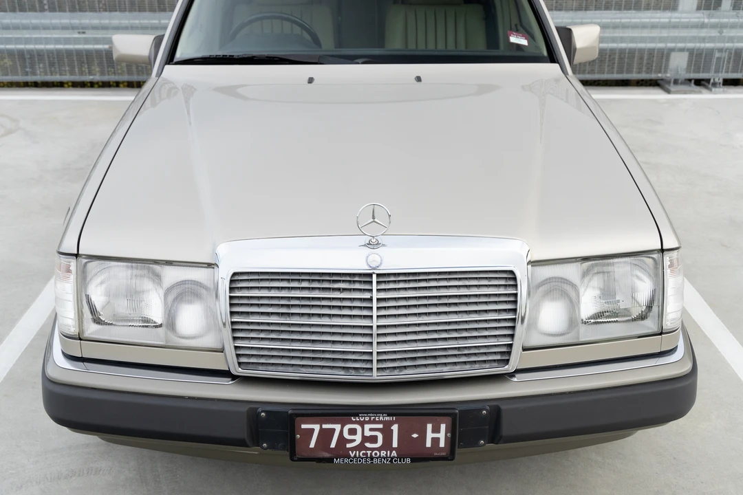1990 Mercedes-Benz W124 E-Class - Image 30 of 31