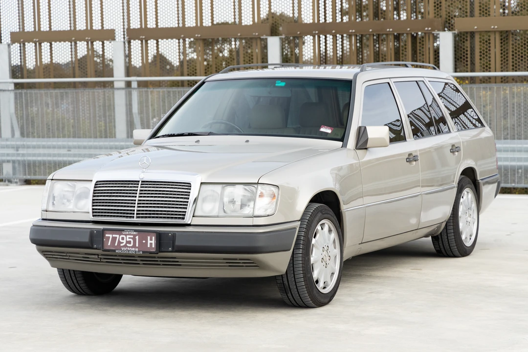 1990 Mercedes-Benz W124 E-Class - Image 12 of 31